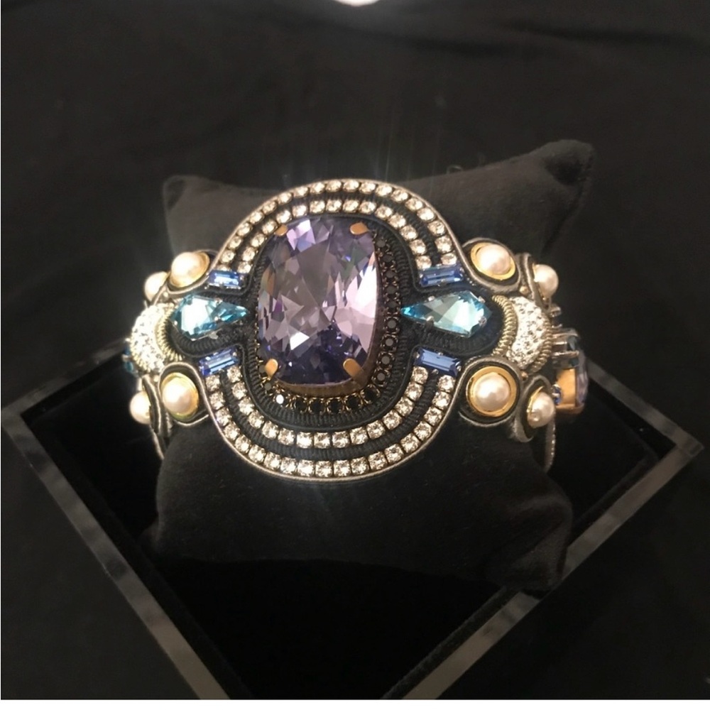 💯 real IZABELA FELINSKI💎TANZANITE Crystal bracelet. Never been worn. With box